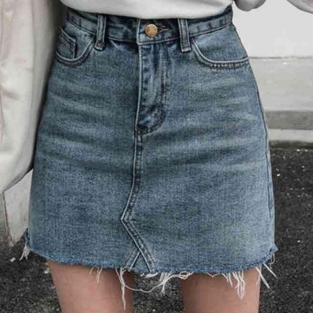 Wild Fable Y2K acid wash distressed jean skirt size 2 - Picture 1 of 5